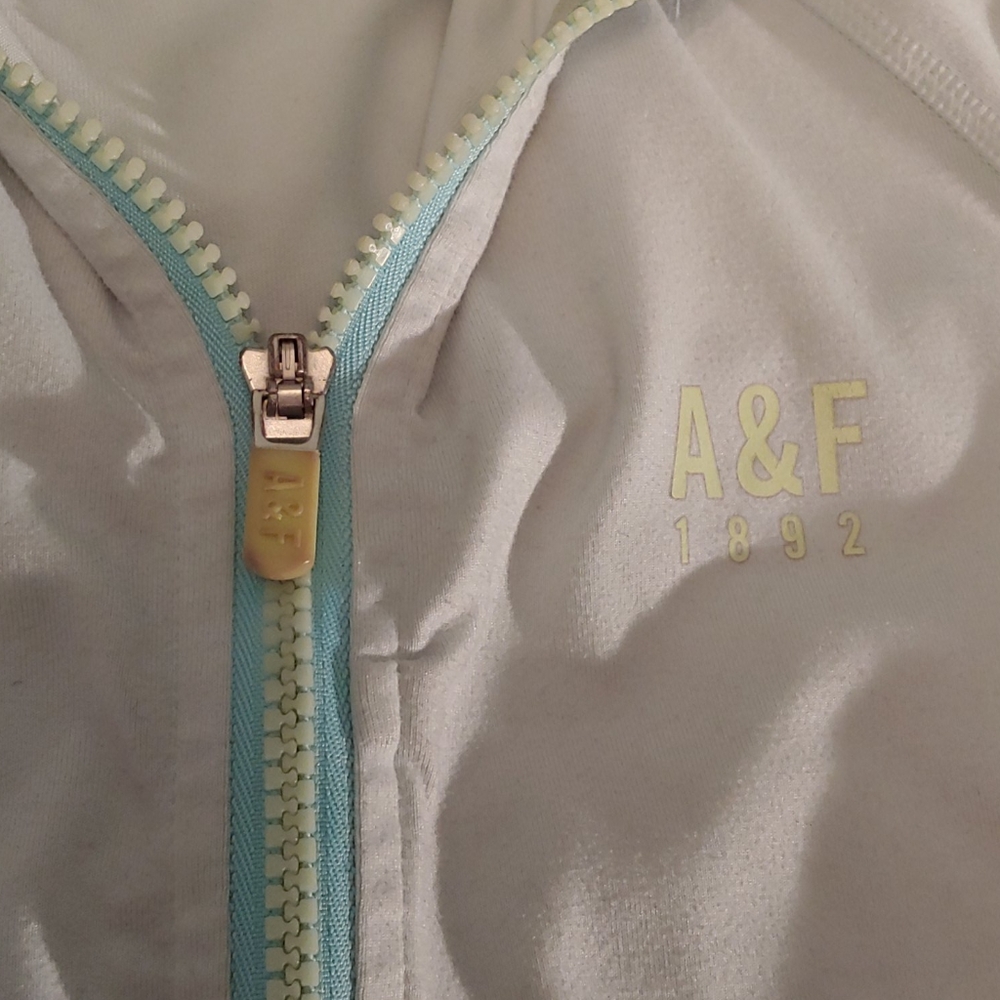 A & F active jacket - Picture 3 of 6